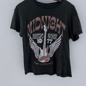 Band t-shirt Black Graphic Tee with Guitar Design